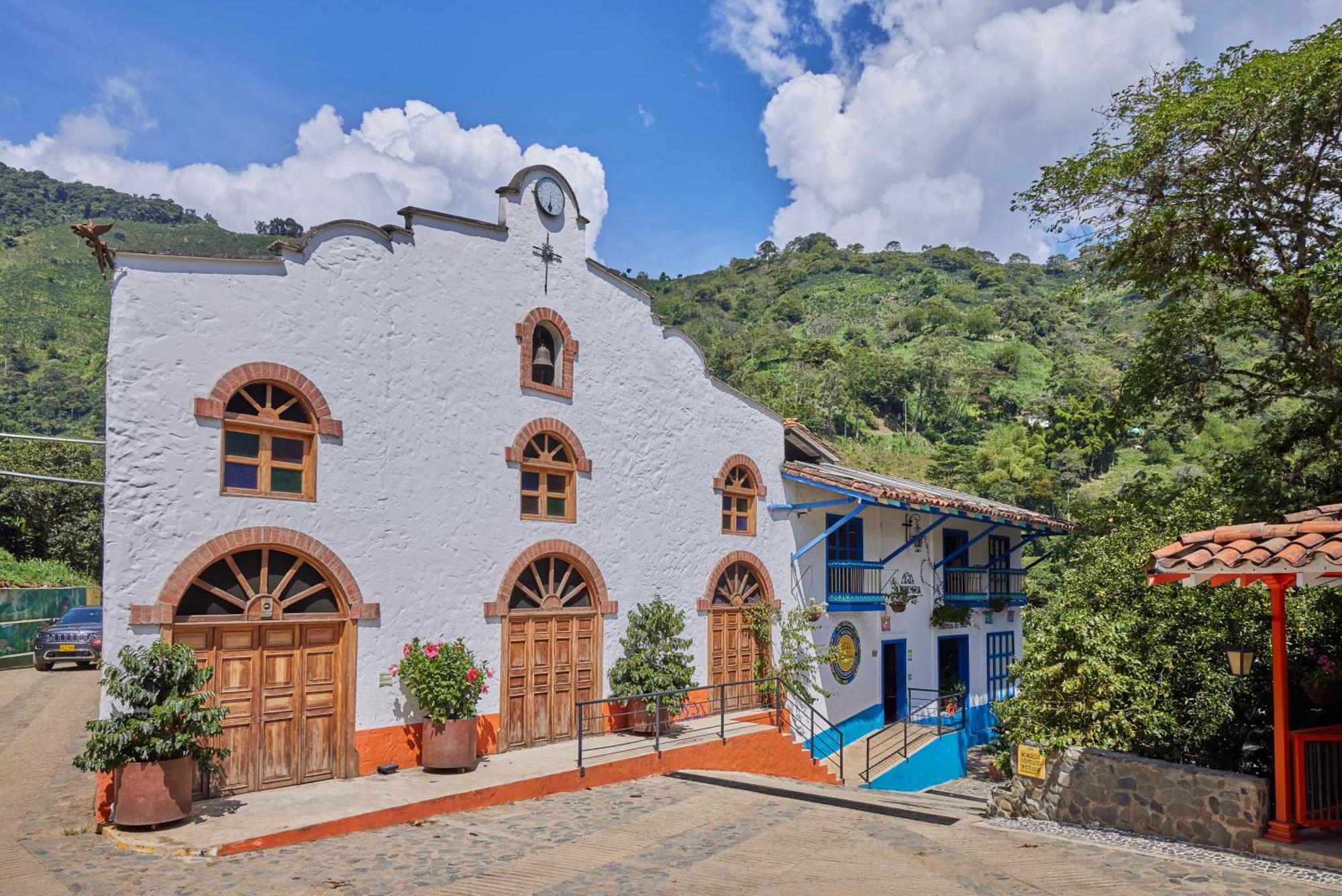 Finca La Manchuria Salgar  エクステリア 写真